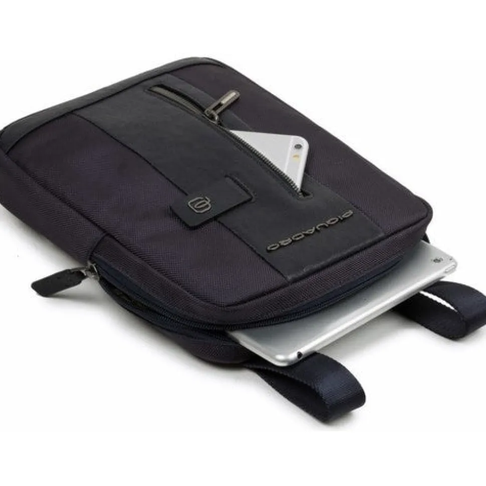 Borsello Organizzato Piquadro in Tessuto e Pelle di Colore Blu Porta iPad - CA1816BR2 Linea Brief