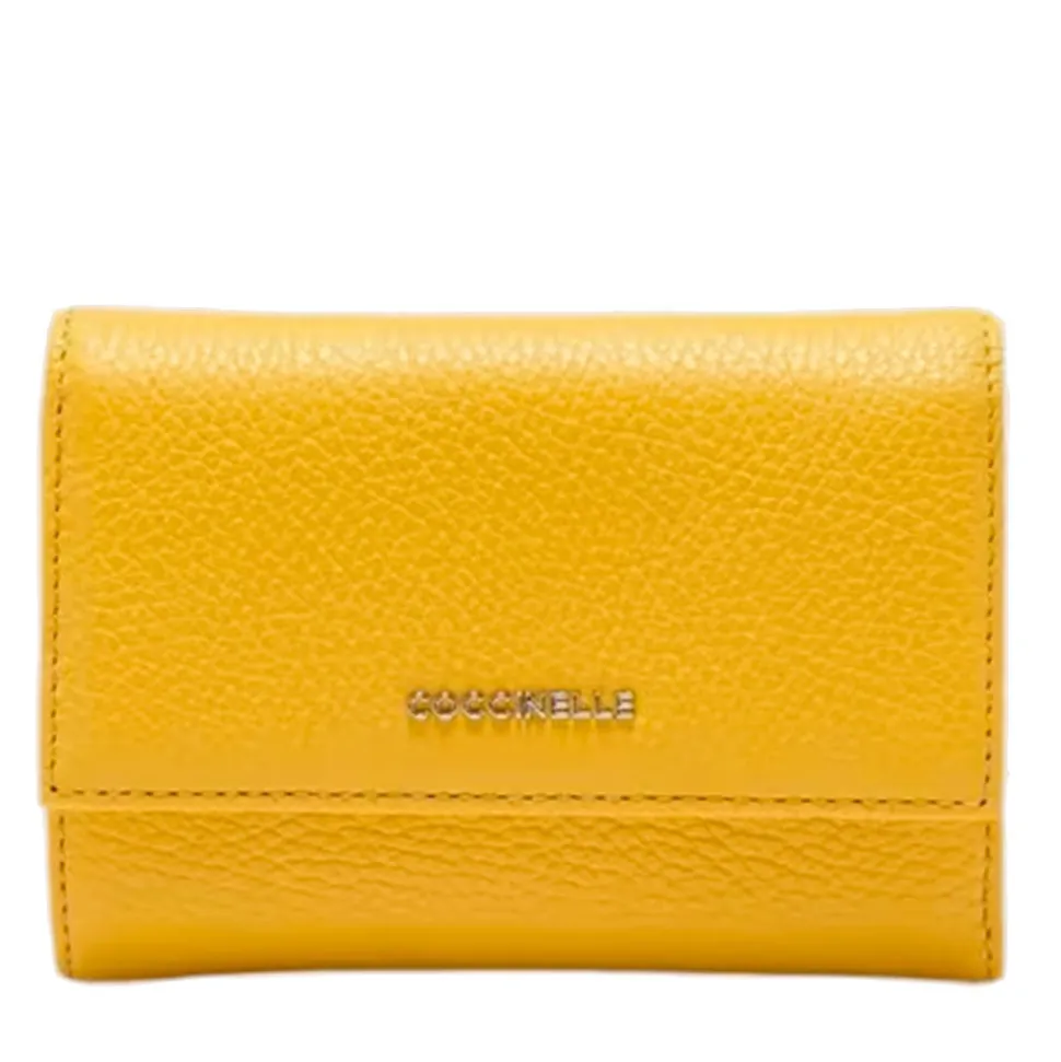 Portafoglio Piccolo COCCINELLE in Pelle Martellata Linea Metallic Soft colore Soleado
