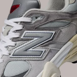 Sneakers Running NEW BALANCE 9060 in Suede e Tessuto Rain Cloud Castlerock e White